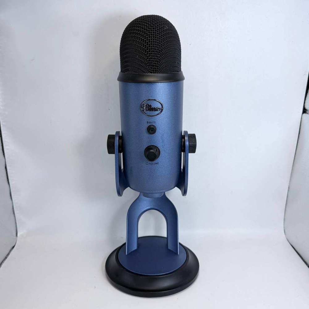 Blue Yeti USB Microphone Midnight Blue A00132 for Recording and Streaming